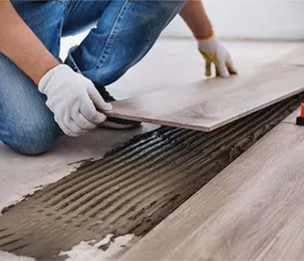 Bauchemie/Plattenkleber